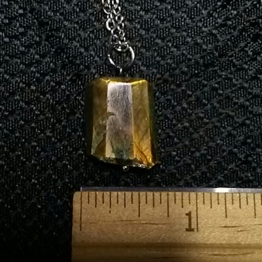 Labradorite Necklace - Picture 8 of 8